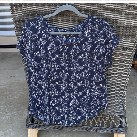 Banana Republic Floral Short Sleeved Blouse - Picture 4 of 7